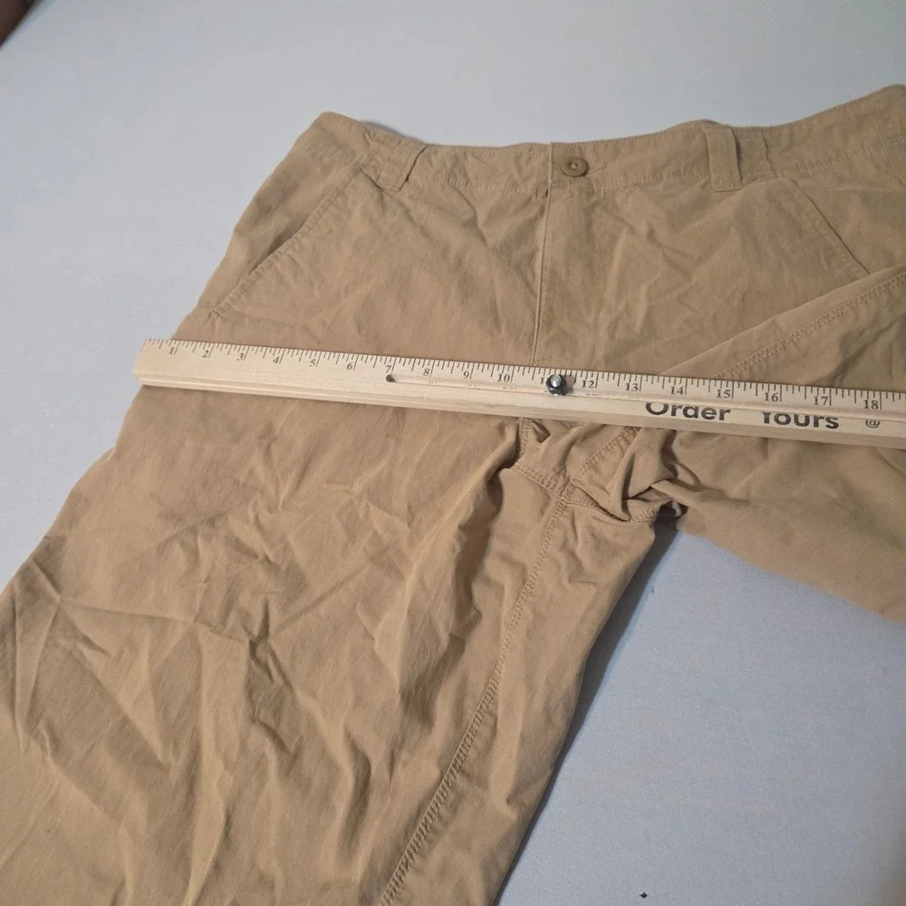 The North Face Shorts‎ Men 34 Tan Casual Hiking Lightweight Flat Front